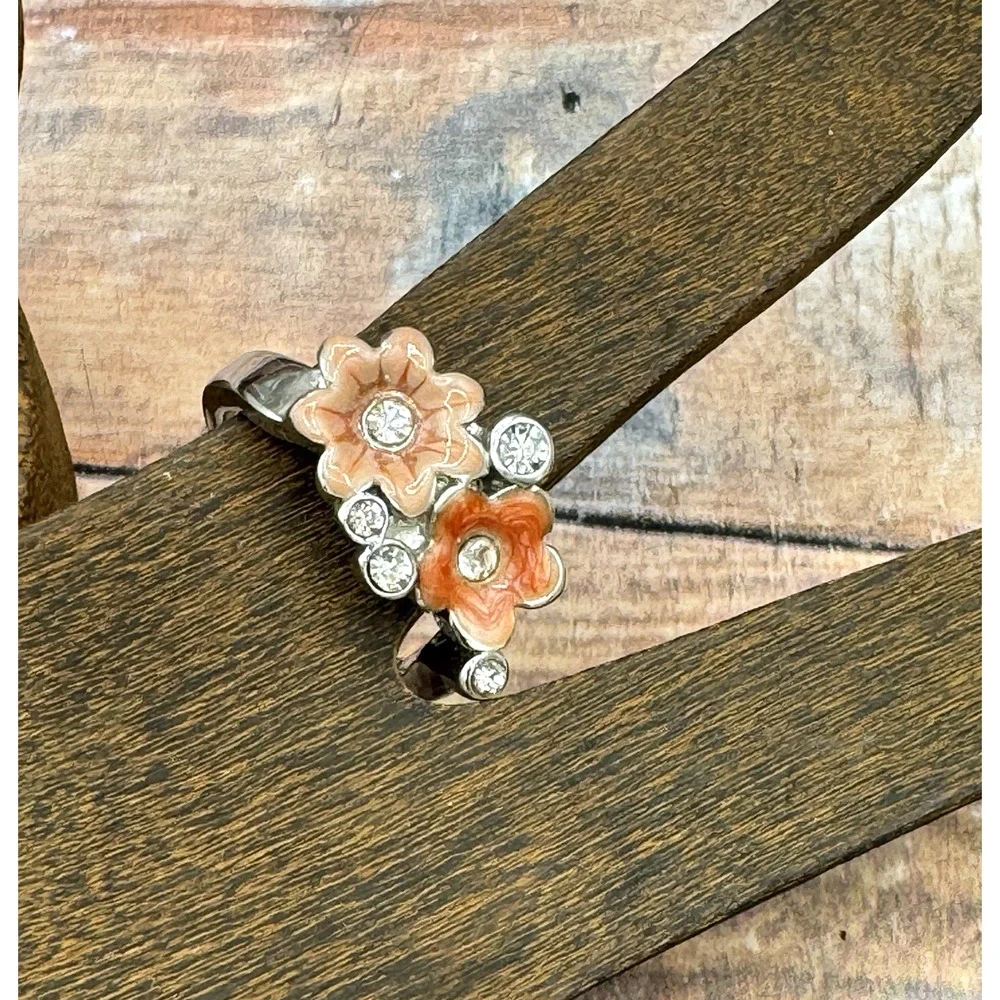 Silver Tone Ring Orange‎ Floral Enamel Rhinestone Accents Size 9 Costume Jewelry